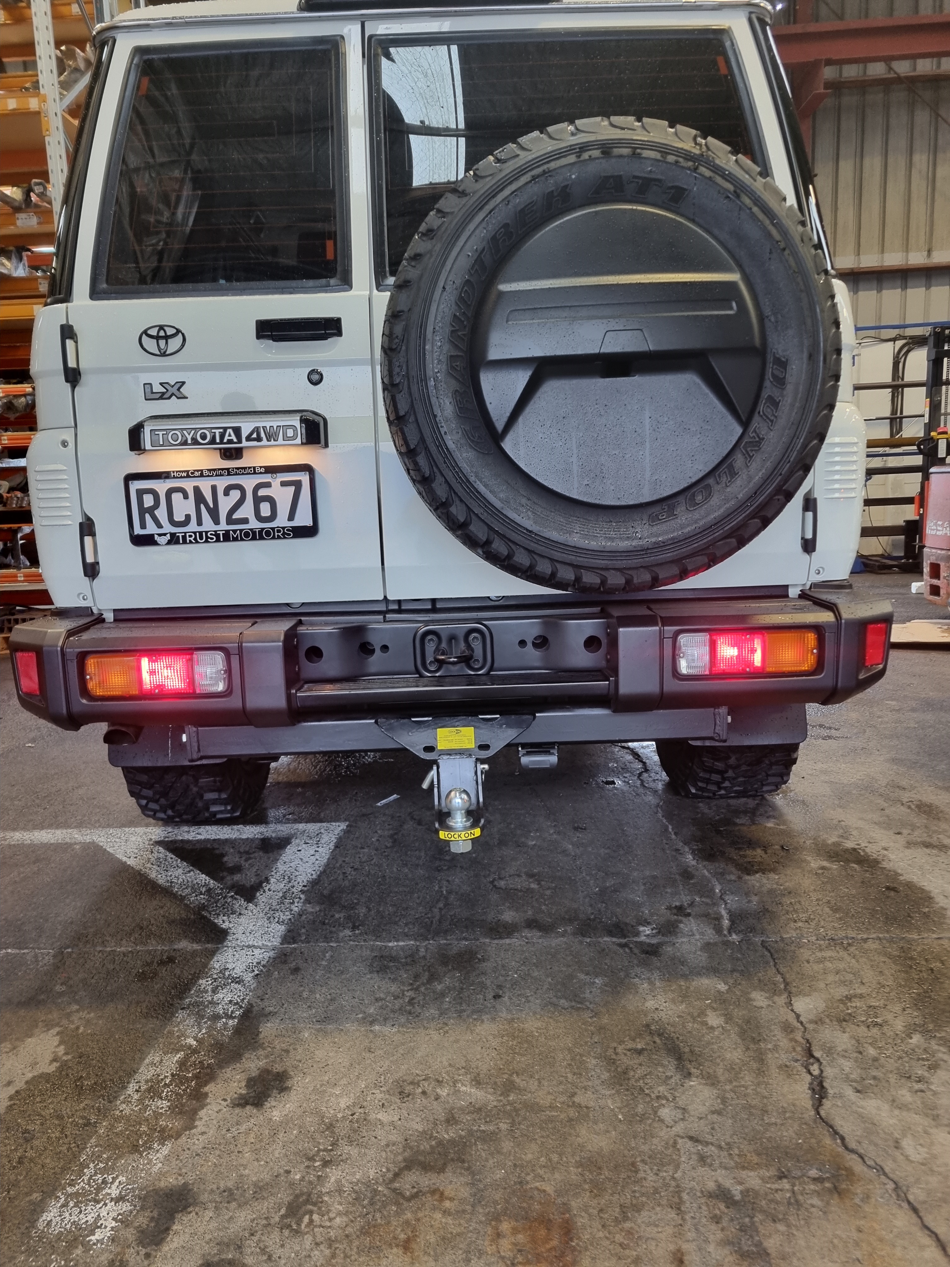 TOYOTA LANDCRUISER STATIONWAGON 2014-2024